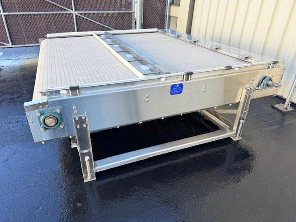 Used NERCON Bi-Directional Accumulation Table, Stainless Steel 9' Wide x 8' Long