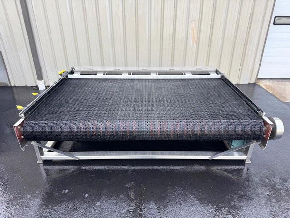 Used NERCON Bi-Directional Accumulation Table, Stainless Steel 9' Wide x 7' Long