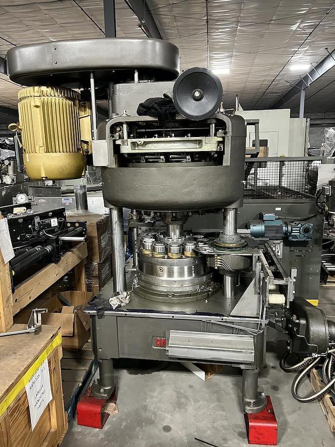 Used used Angelus 121L Seamer with ancillary; control panel, chain and lube panel