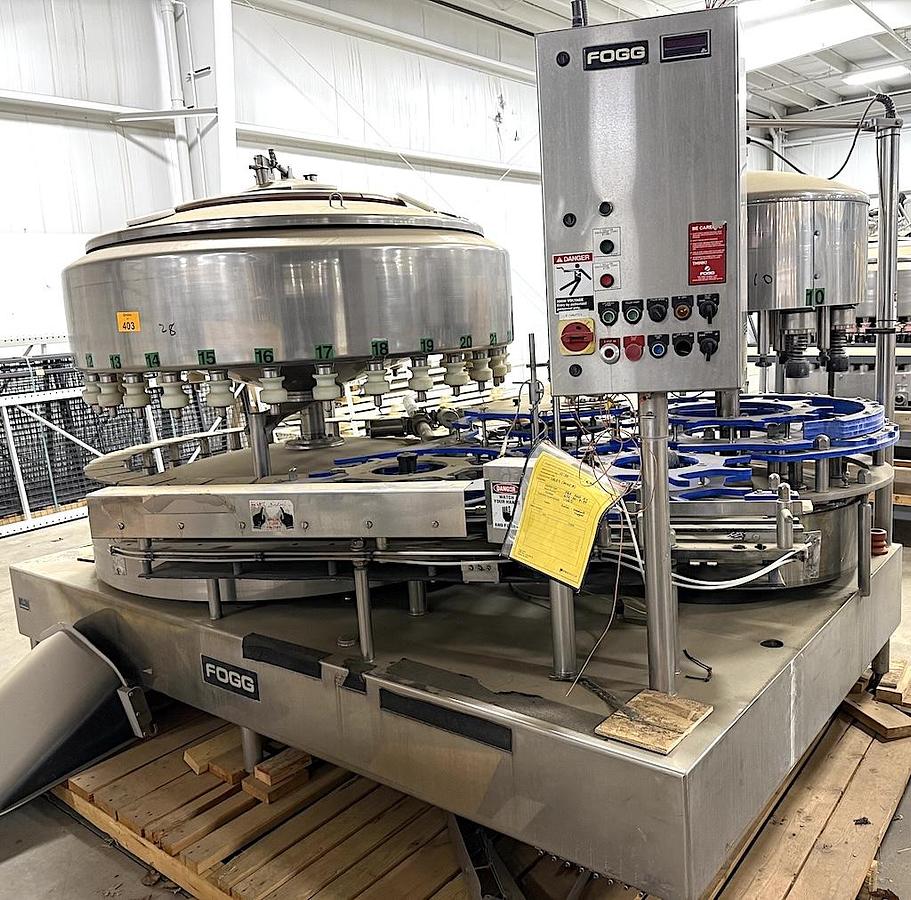 Used FOGG 30 Valve Bottle Filler with 10 head Plastic Screw Capper set on 38mm screw cap – Gallon Pitch