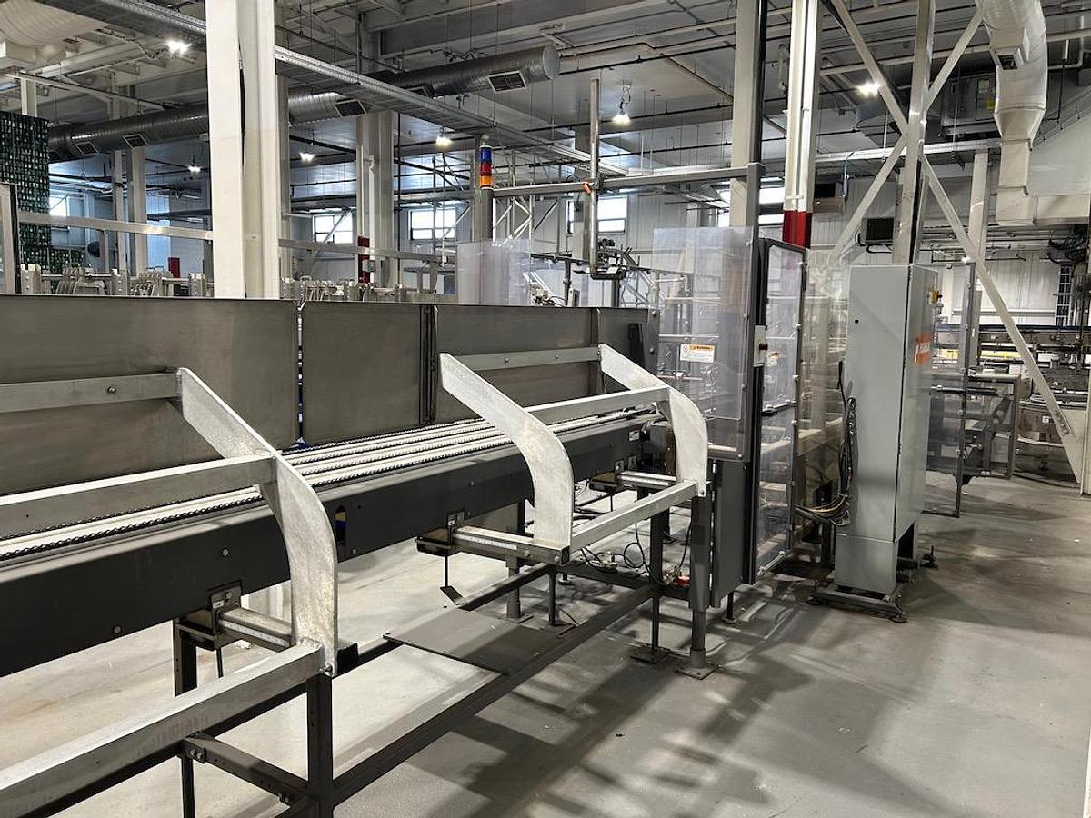 Used PEARSON CE60 SERVO Automatic Case Erector with Nordson Hot Glue System