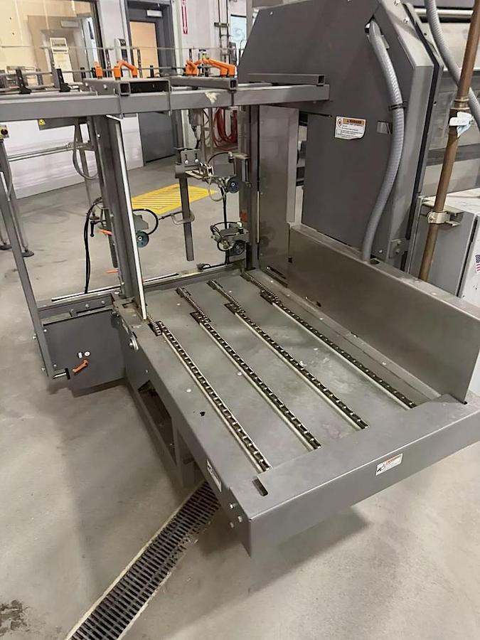 Used PEARSON CE25 Case Erector - Case Former with Nordson ProBlue 7 Hot Glue System, Year 2015