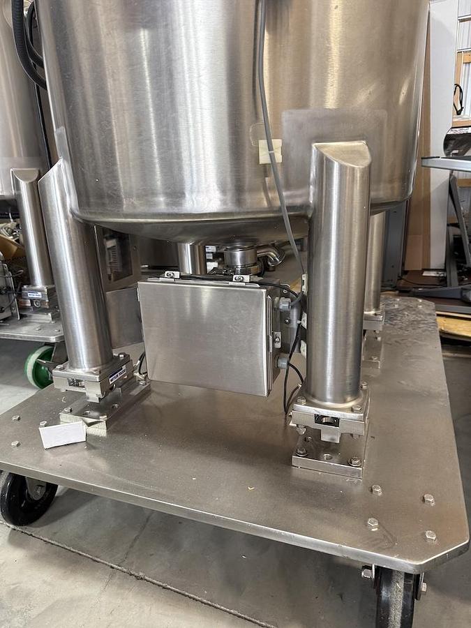 Used Lee 80 Gallon 316 Stainless Steel Mix Tank on Weight Load Cells