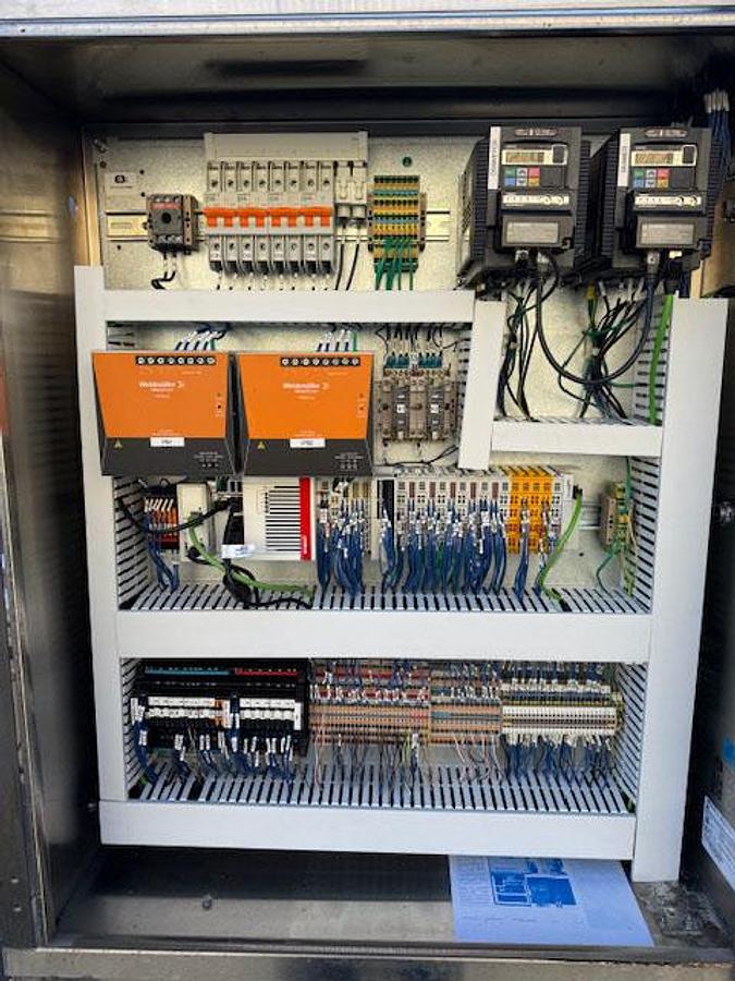 Used Cask ACSV6 Beverage Canning Line with (6) Head Can Fill, Seamer and V3 Depalletizer