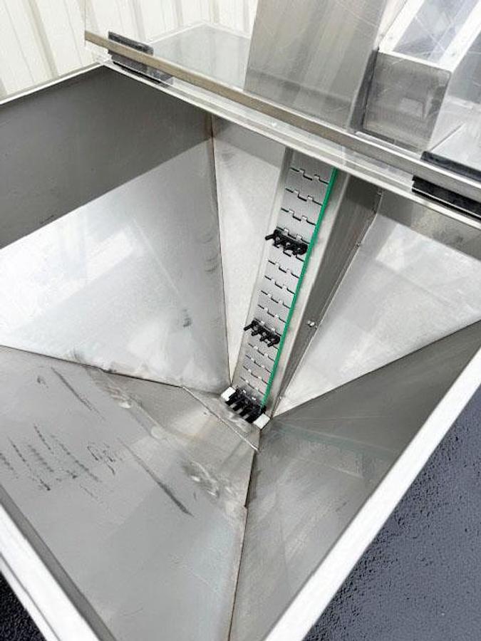 Used GAI 16Valve Triblock Bottle Sparger, Filler & Corker with Cork Feed System