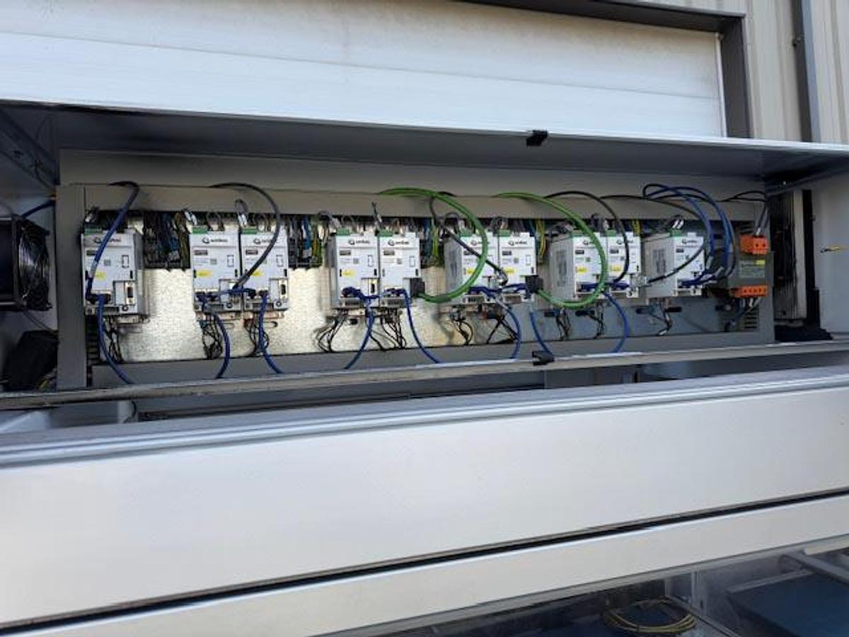 Used SMIpack Automatic Overlap Shrink Wrapper + Tray Former + Laner