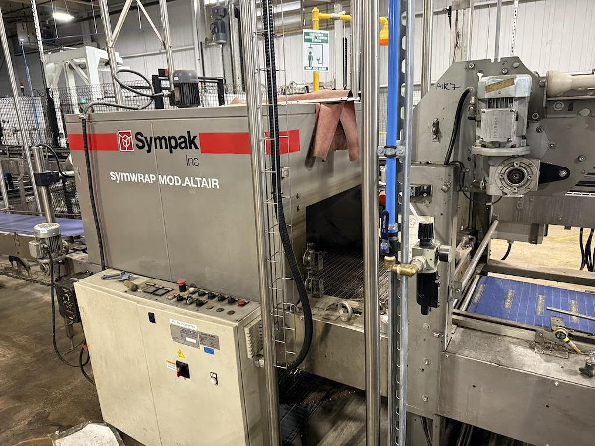 Used Complete Beverage Canning Line with Krones 28v Can Filler and Ferrum Can Seamer 