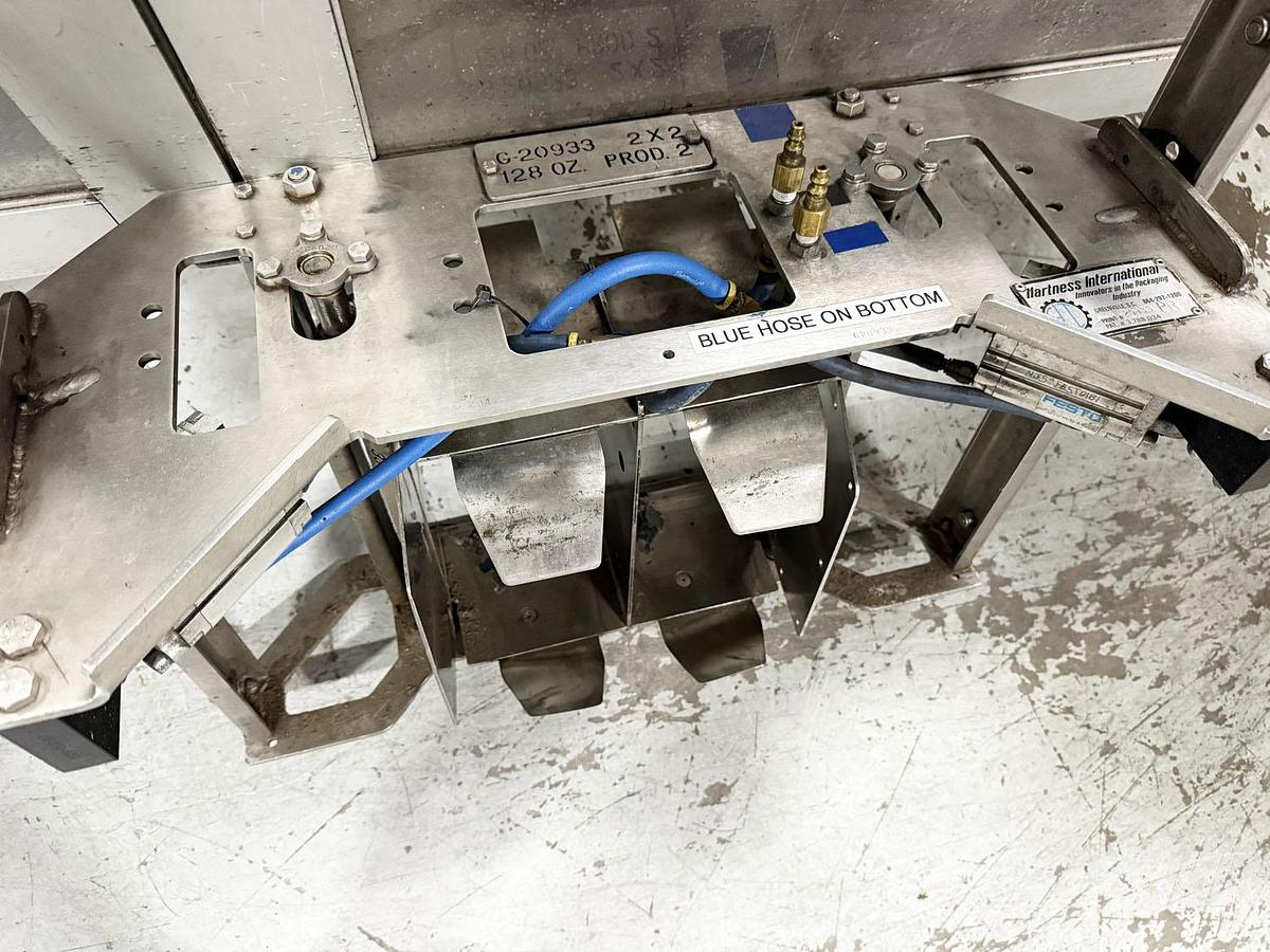 Used Hartness Model 2800 Automatic Servo Case Packer with Laner