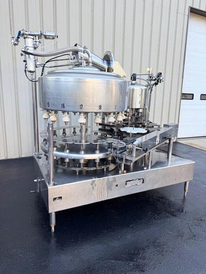 Used FOGG 18 Valve Bottle Filler with 5 head Plastic Screw Capper