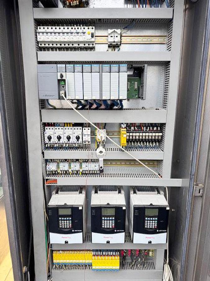 Used MBF CAPMATIC 9-Head Rotary T-Corker with Hopper Elevator Cork Feeder