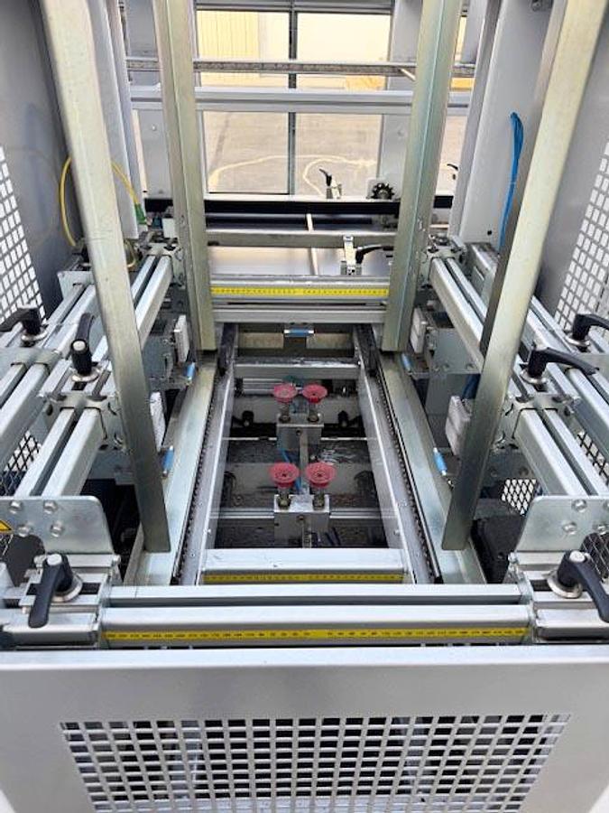 Used SMIpack Automatic Overlap Shrink Wrapper + Tray Former + Laner