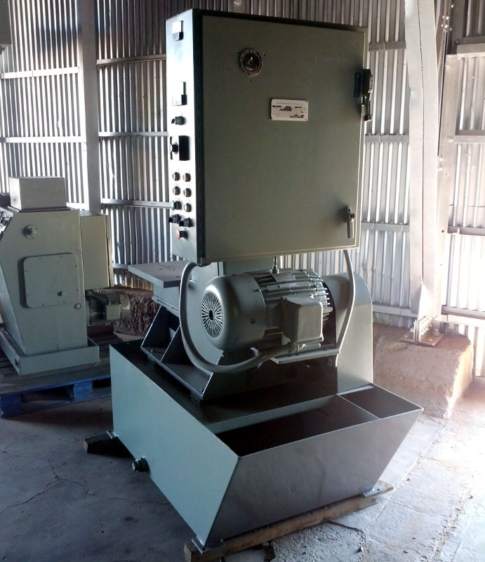 Used 8" White Sundstrand Wet/Dry Vertical Belt Grinder