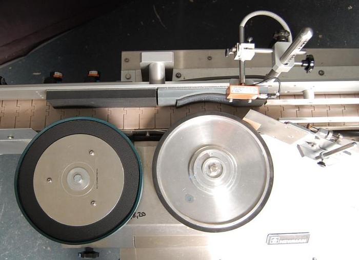 Used M 14775 E - Labeller NEWMAN 8FL for Cylindrical Objects