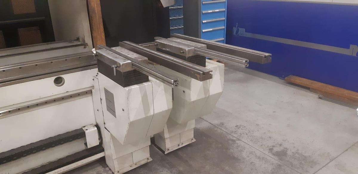 Usato Pressa Piegatrice LVD PPEB-8 170/40