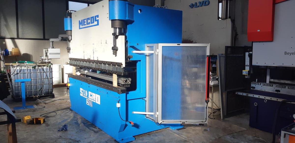 Usato Pressa Piegatrice MECOS 3000 x 100 6 assi