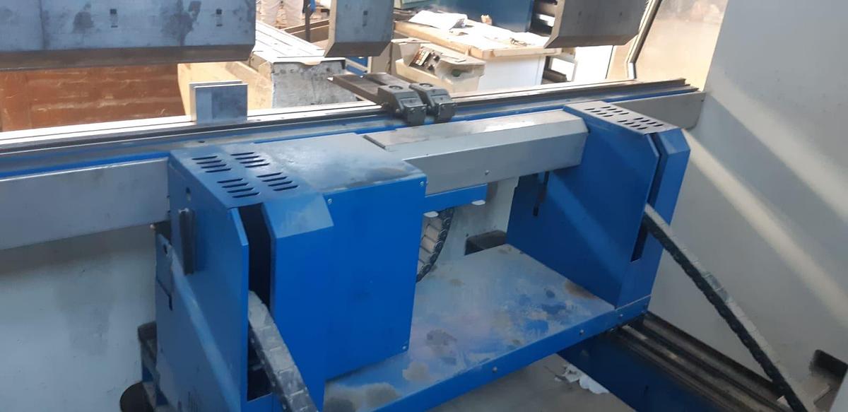 Usato Pressa Piegatrice TRUMPF V230 – 3000×230 Ton