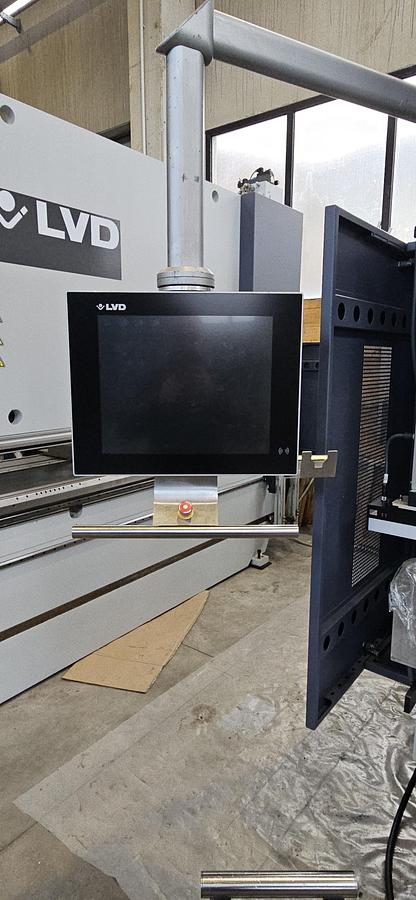 Ricondizionato 2002 LVD PPEB_EFL 320/30