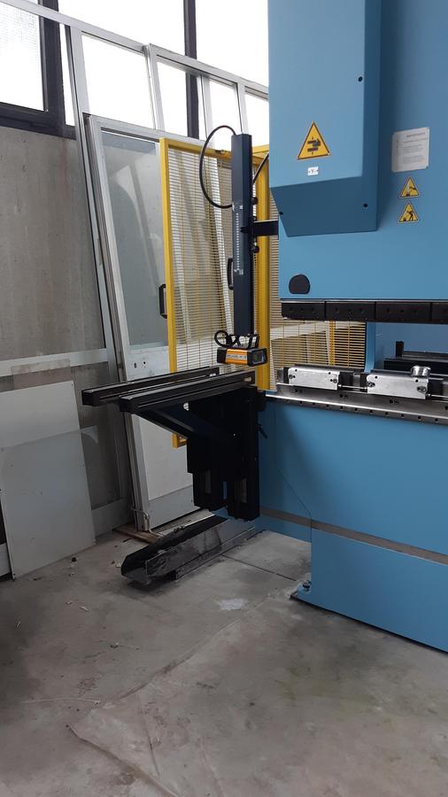 Usato Pressa Piegatrice COLGAR 3000×100 Ton