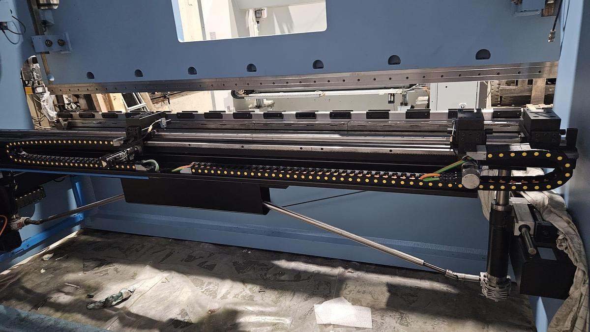 Ricondizionato 2003 COLGAR 4000×250