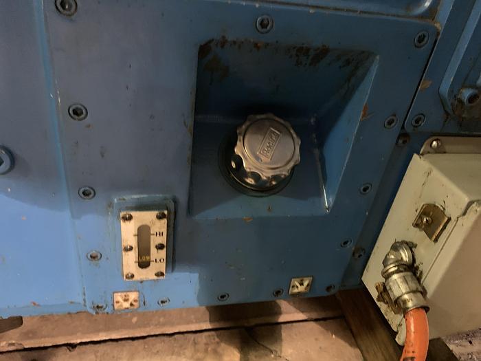 Used CINCINNATI MODEL 220-8 CENTERLESS GRINDER