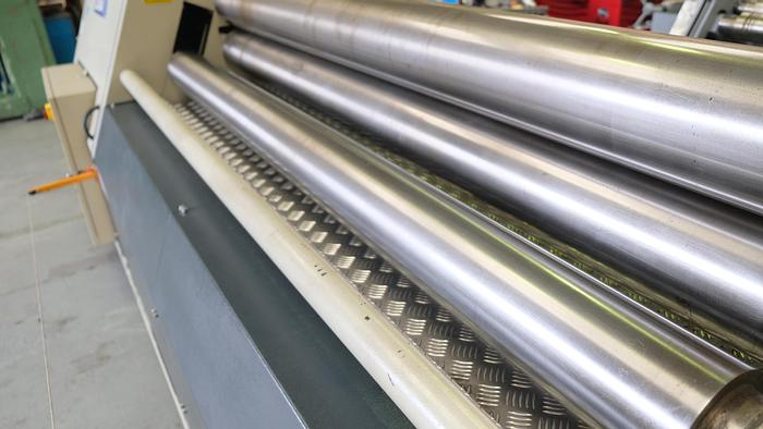 Used UZMA SAHINLER 2050 x 180 4 roll hydraulic bending roller  2018 