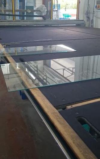 Usato Tavolo da taglio automatico per vetro monolitico BOTTERO 352 BCS - Jumbo