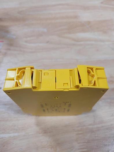 Thompson Machinery Controller Relay Fail Safe Cat. 3 24VDC Delay Off