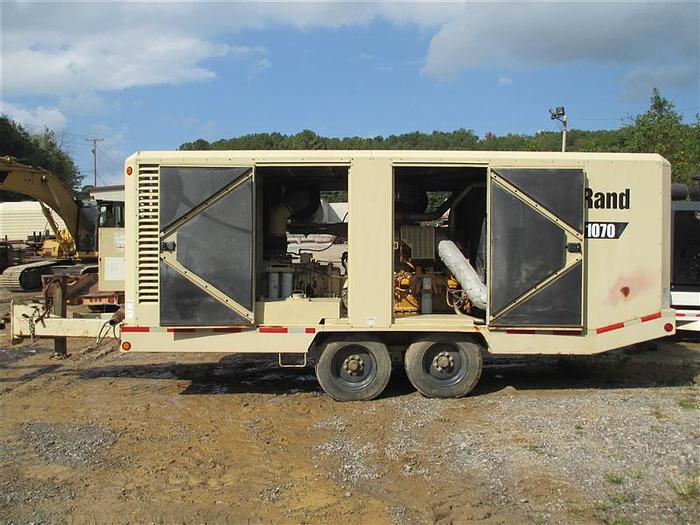 Used 2004 Ingersoll-Rand 1070 cfm / 350 psi Air Compressor