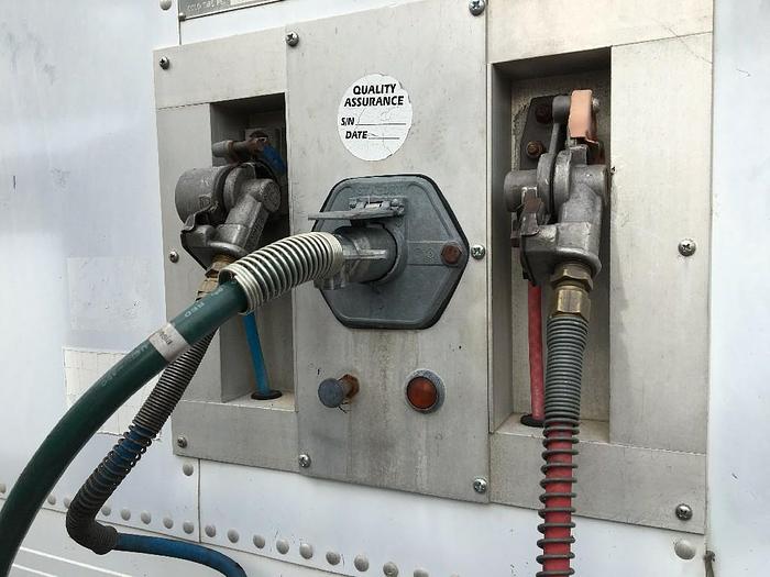 Used 1999 KENTUCKY MOVER BOX