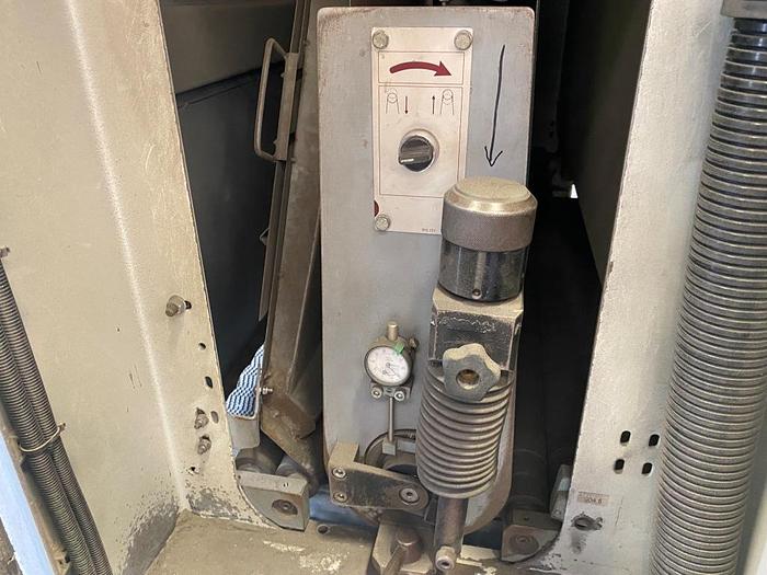 Used 2001 GrindingMaster 2000 GR-2100-1100 Belt Linishing Machine