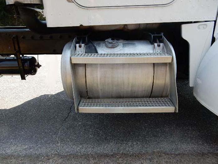 Used 2007 Peterbilt 357- Stock #: 8675