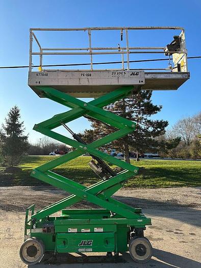 Used 2015 JLG 2030ES