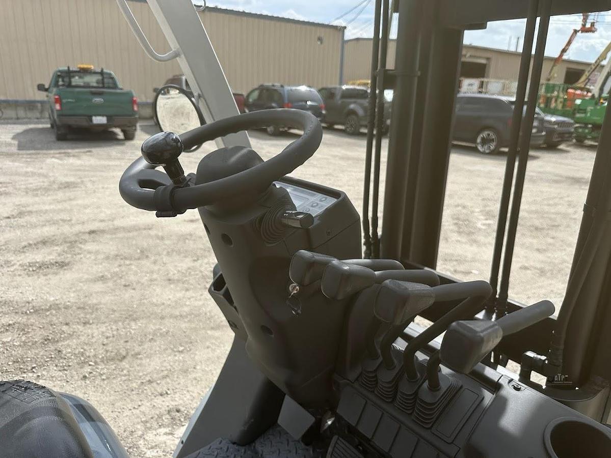 Used 2015 UNICARRIERS AF50