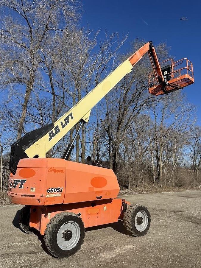 Used 2014 JLG 660SJ