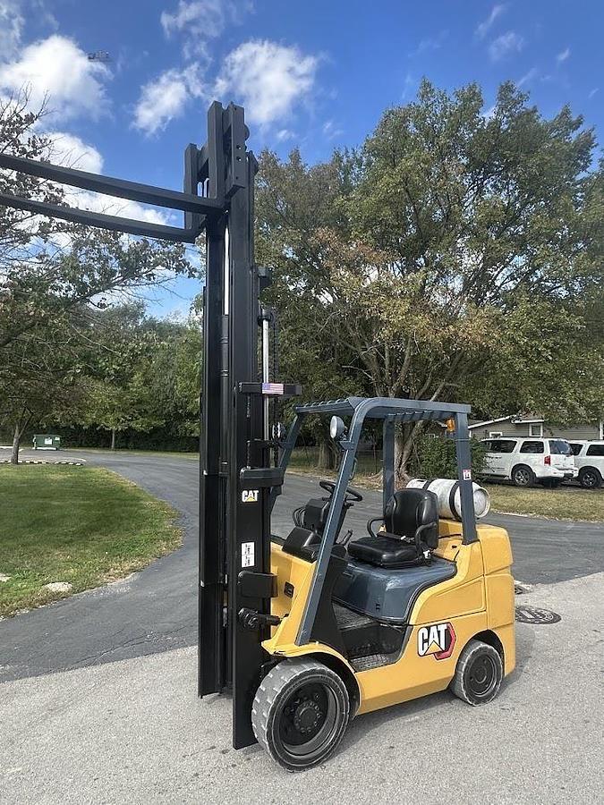 Used MITSUBISHI FGC30N