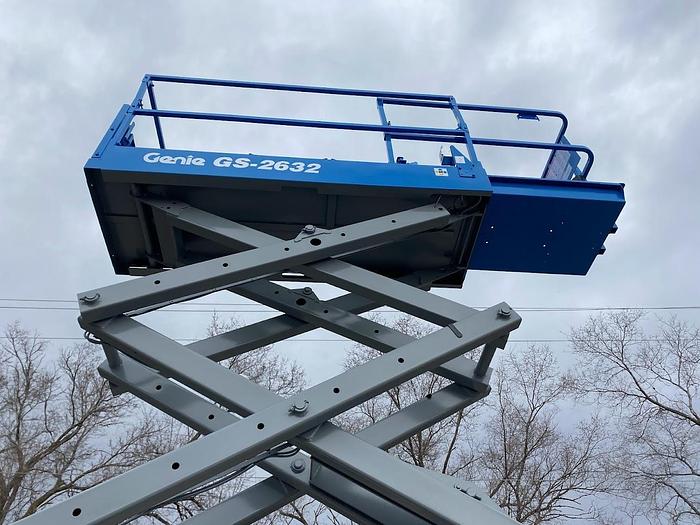Used 2013 GENIE GS-2632
