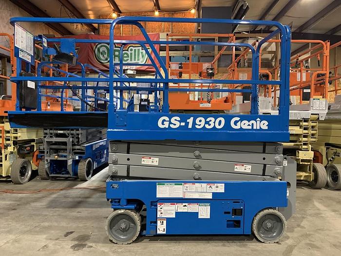 Used 2013 GENIE GS-1930