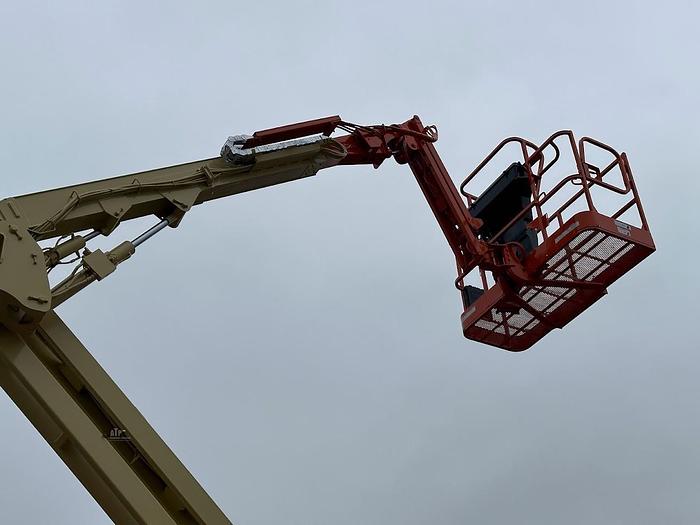 Used 2016 JLG 450AJ