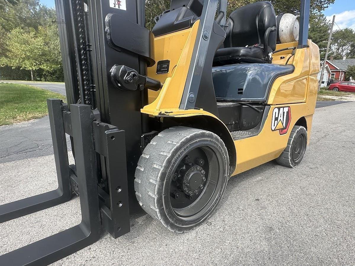 Used MITSUBISHI FGC30N