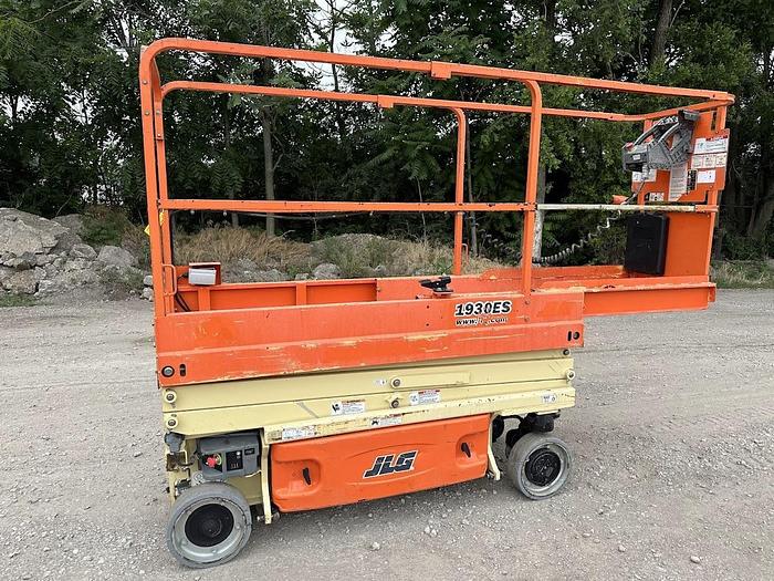 Used 2015 JLG 1930ES