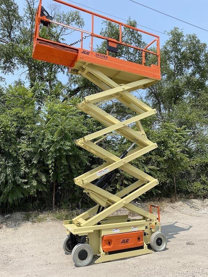 Used 2017 JLG 2632ES