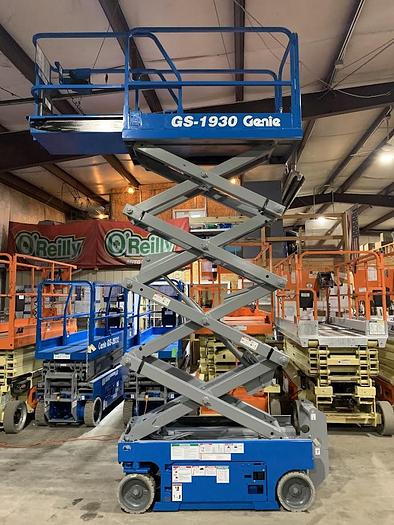 Used 2013 GENIE GS-1930