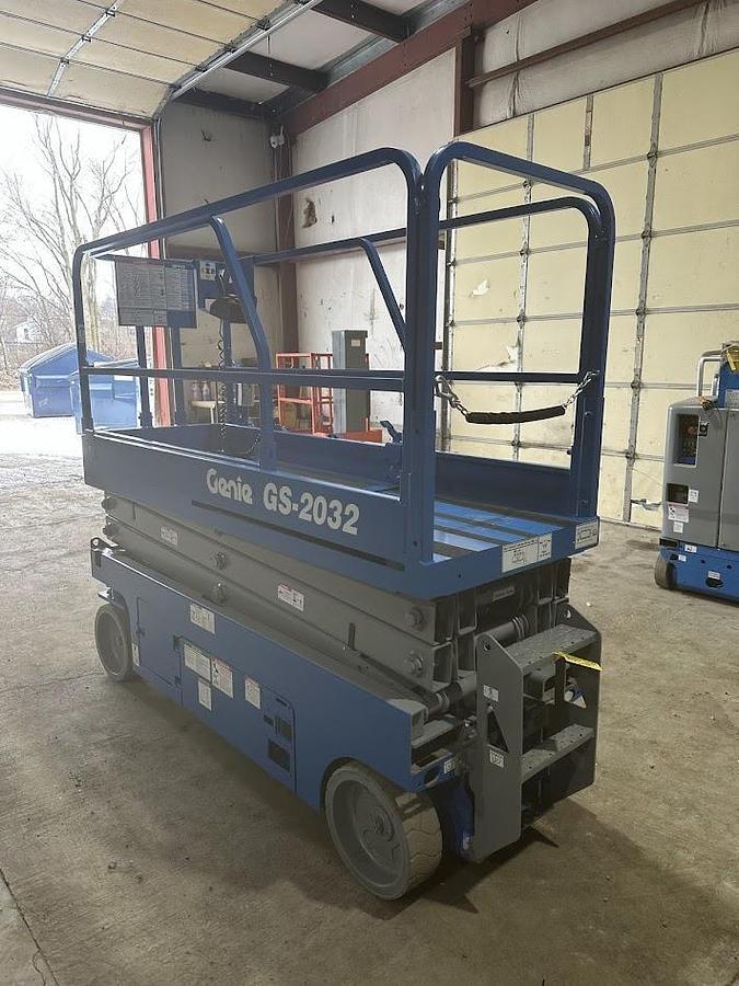 Used 2015 GENIE GS2032