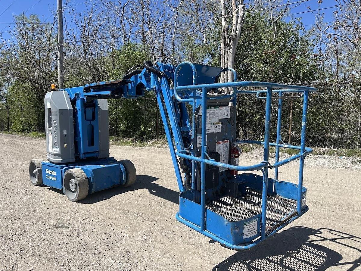 Used 2014 GENIE Z30/20N RJ