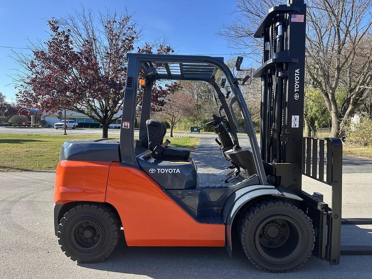 Used 2018 TOYOTA 8FD45U