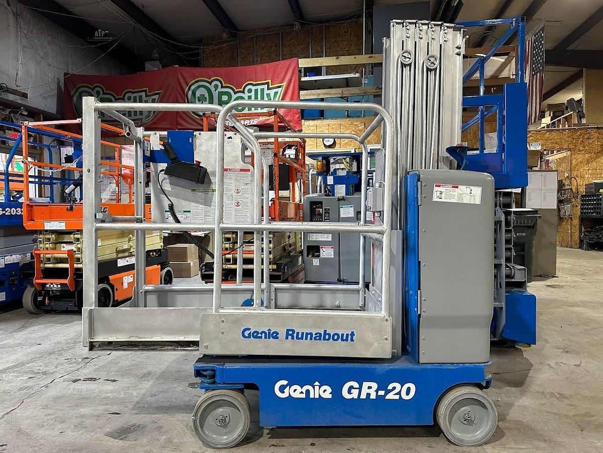Used 2017 GENIE GR20