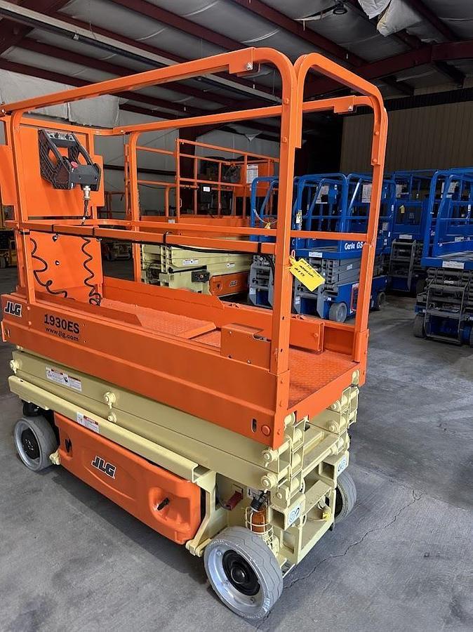 Used 2016 JLG 1930ES