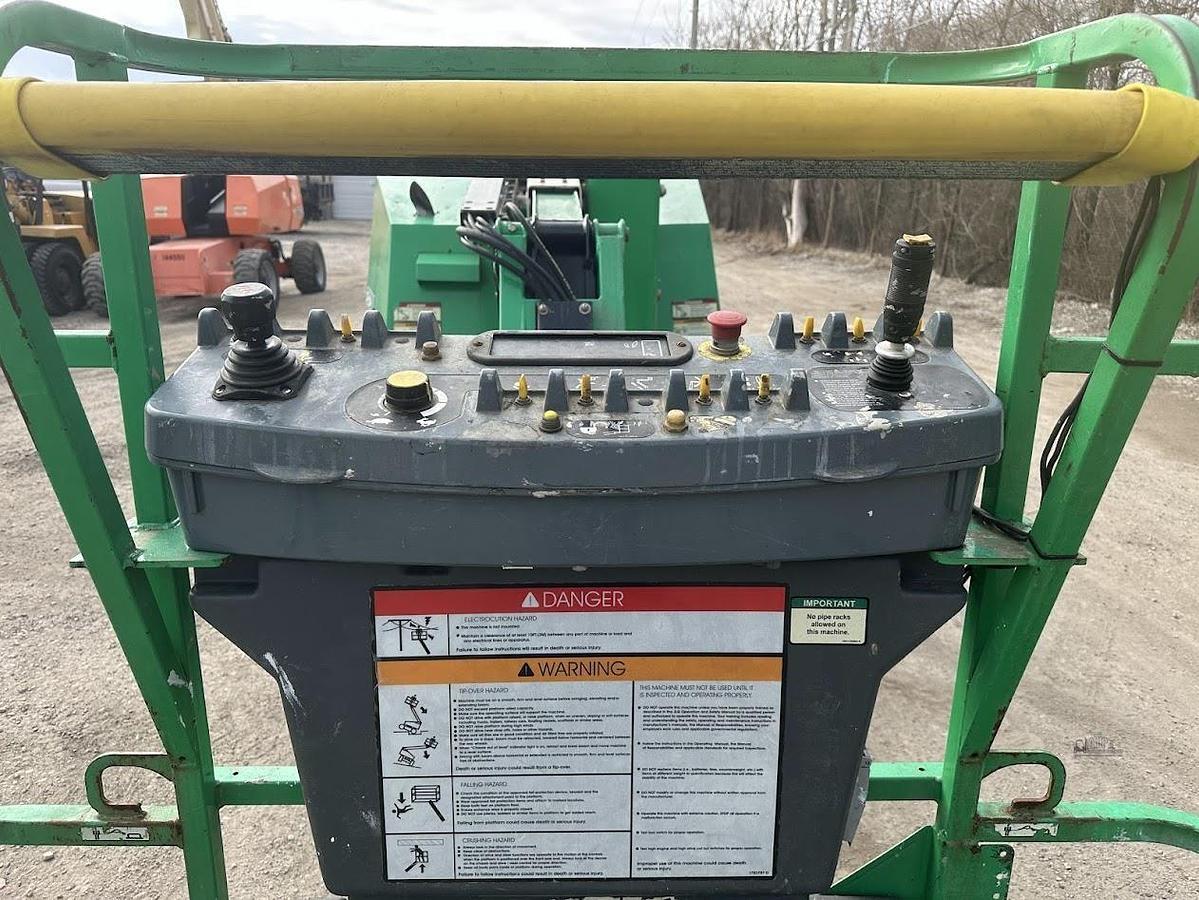Used 2017 JLG 340AJ