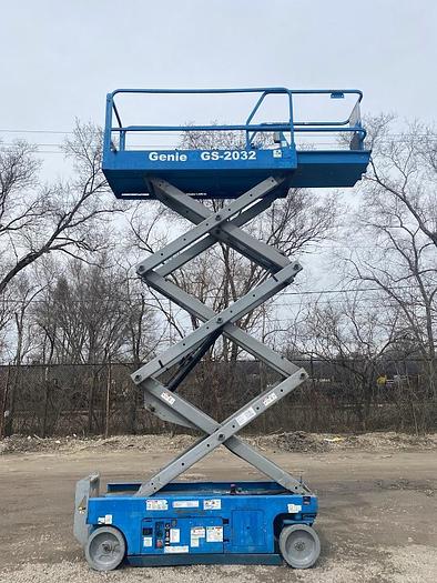 Used GENIE GS-2032