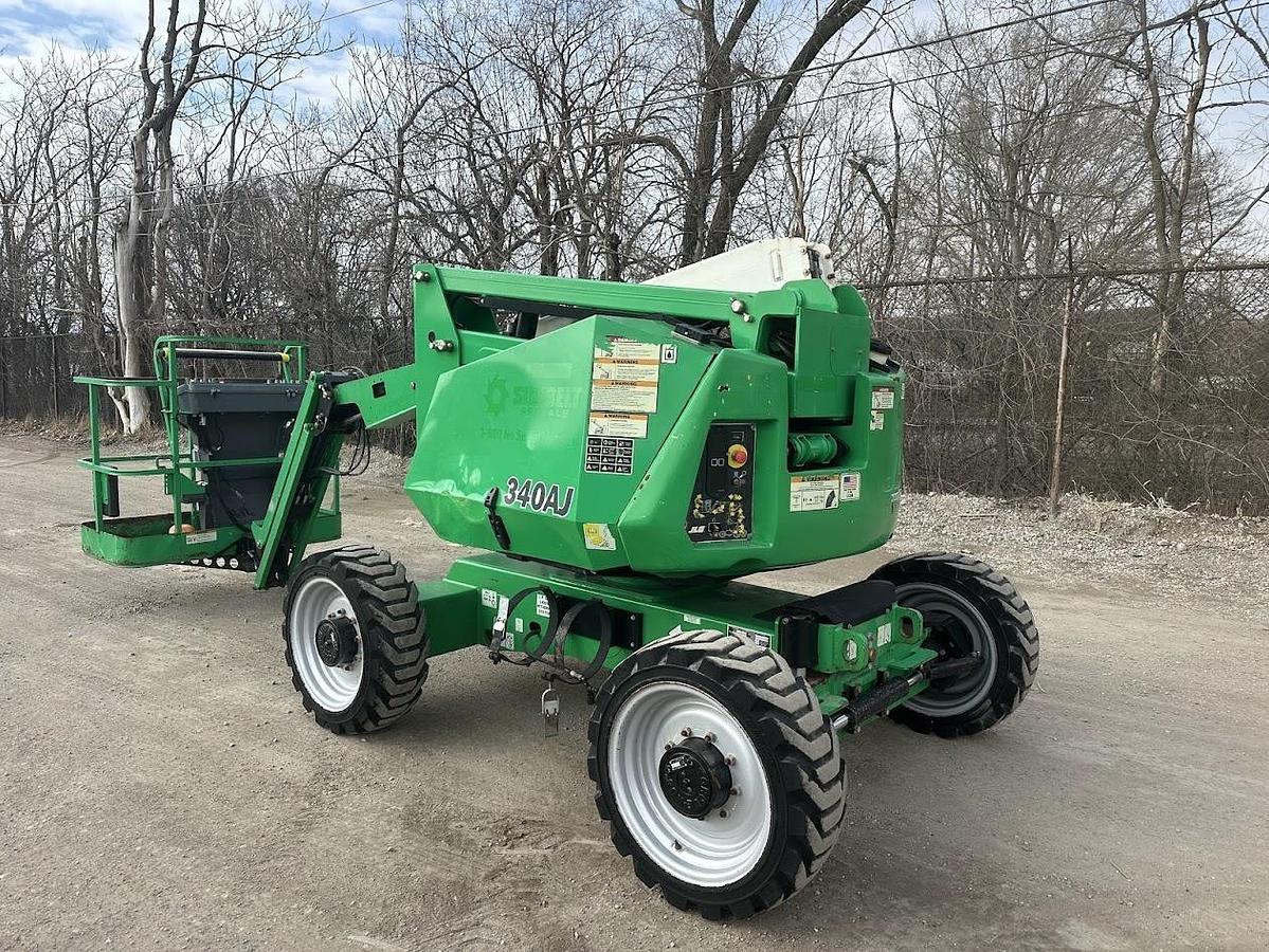 Used 2017 JLG 340AJ